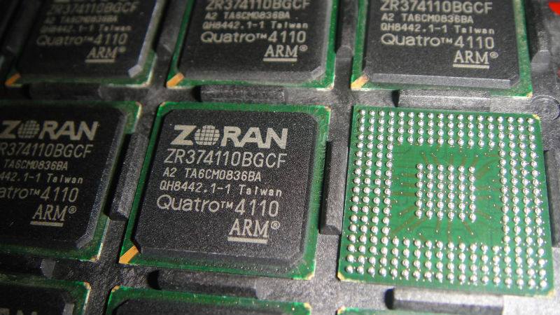 Zoran Quatro Programmable Processor Parts Distributor Zoran Quatro Programmable Processor