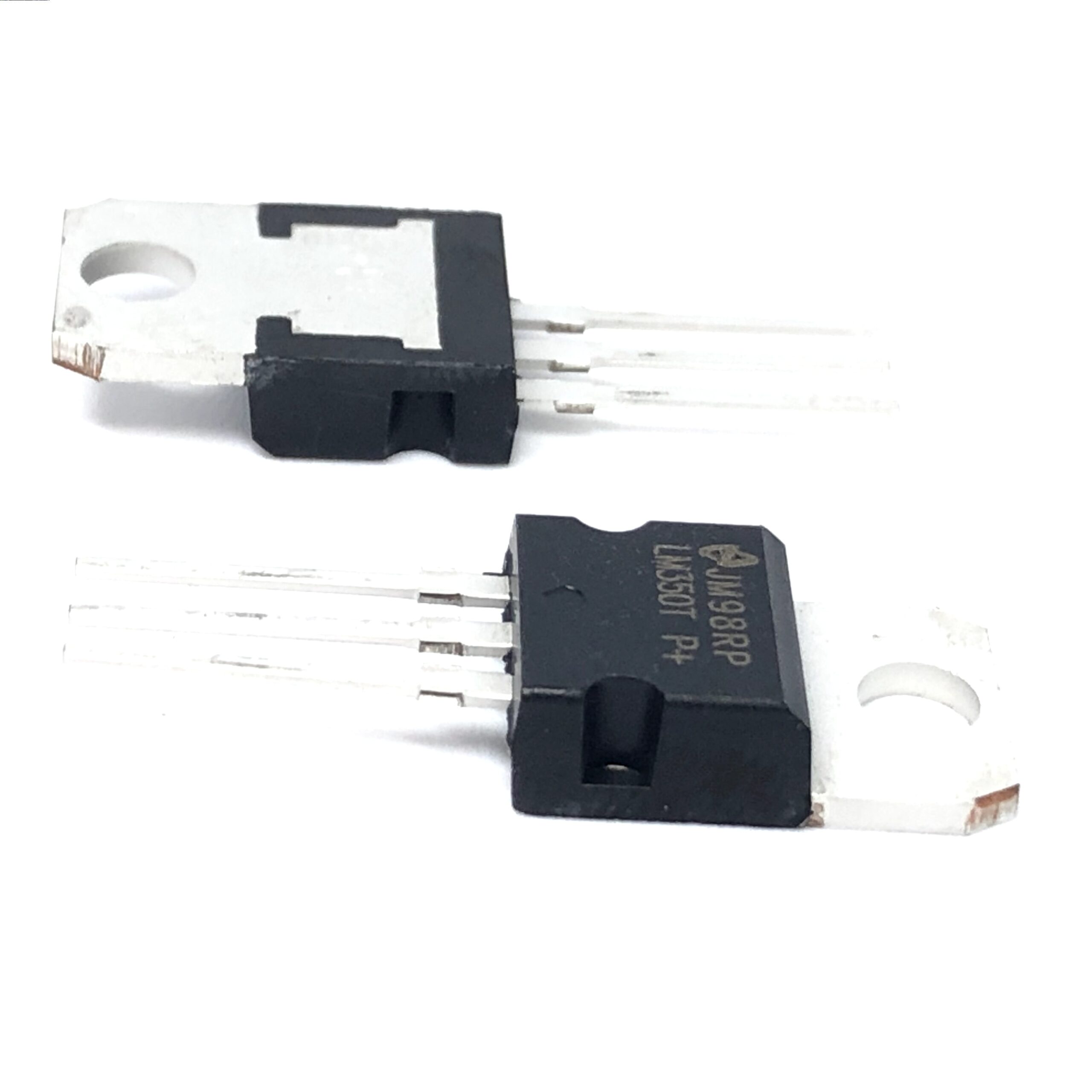 2SC4135T-E onsemi BJT Transistor NPN 2A 100V TO-251 Parts Distributor 2SC4135T-E onsemi BJT Transistor NPN 2A 100V TO-251