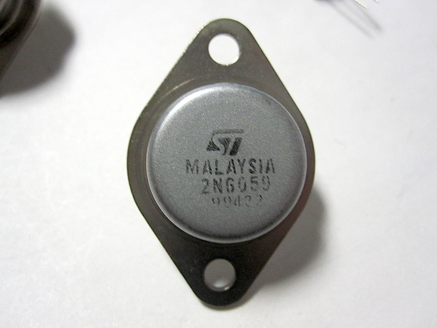 MOTOROLA 2N6050 Transistor Darlington PNP 60V 12A 3-Pin(2+Tab) Parts Distributor MOTOROLA 2N6050 Transistor Darlington PNP 60V 12A 3-Pin(2+Tab)