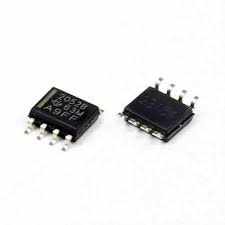 TPS2052BD Texas Instruments Power Switch Driver 500mA 8-SOIC Parts Distributor TPS2052BD Texas Instruments Power Switch Driver 500mA 8-SOIC