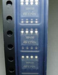 UC3845BD1 STMicroelectronics Current PWM Controller 52kHz 1A 8-SOIC Parts Distributor UC3845BD1 STMicroelectronics Current PWM Controller 52kHz 1A 8-SOIC