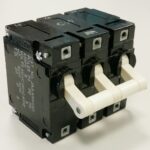 Heinemman JA3-A8A6B3 Three Phase Circuit Breaker 250V 8A 3 Poles Parts Distributor JA3A8A6B3 Electronic Components