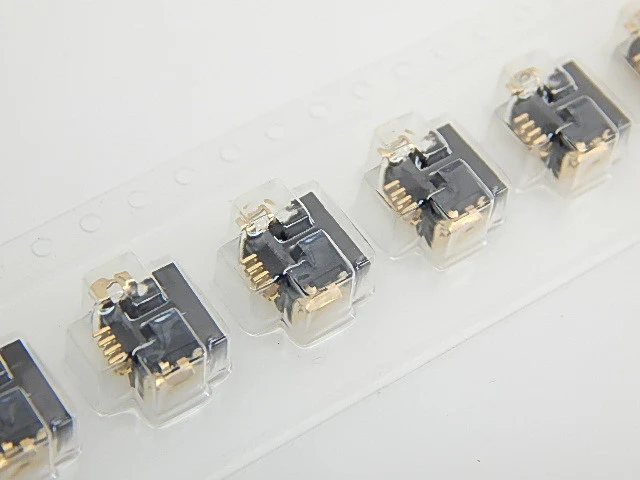 Hirose Mq172X-4Pa (11) Connector 4 Position Receptacle 0.031″ (0.80mm) SMD Gold Parts Distributor MQ172X-4PA Hirose Connector Receptacle 4 Position