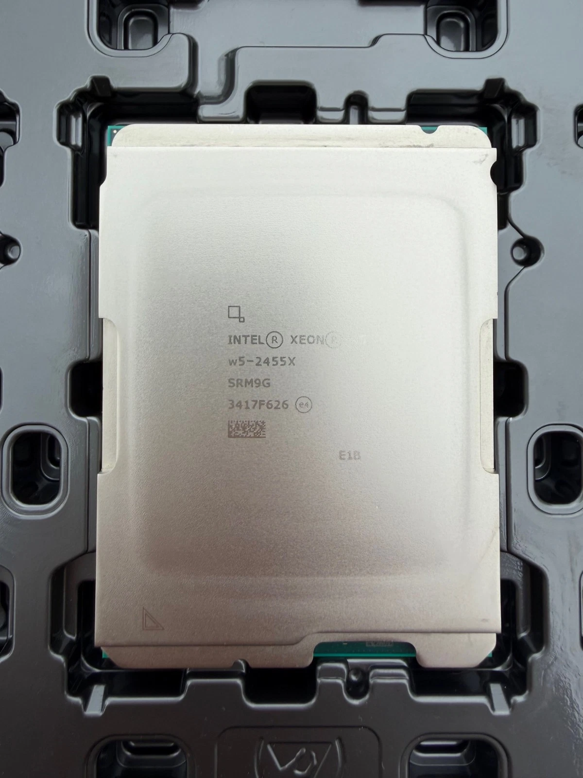 BX807132455X Intel Xeon W5-2455X CPU/Processor LGA-4677 Parts Distributor BX807132455X Intel Xeon W5-2455X CPU/Processor LGA-4677